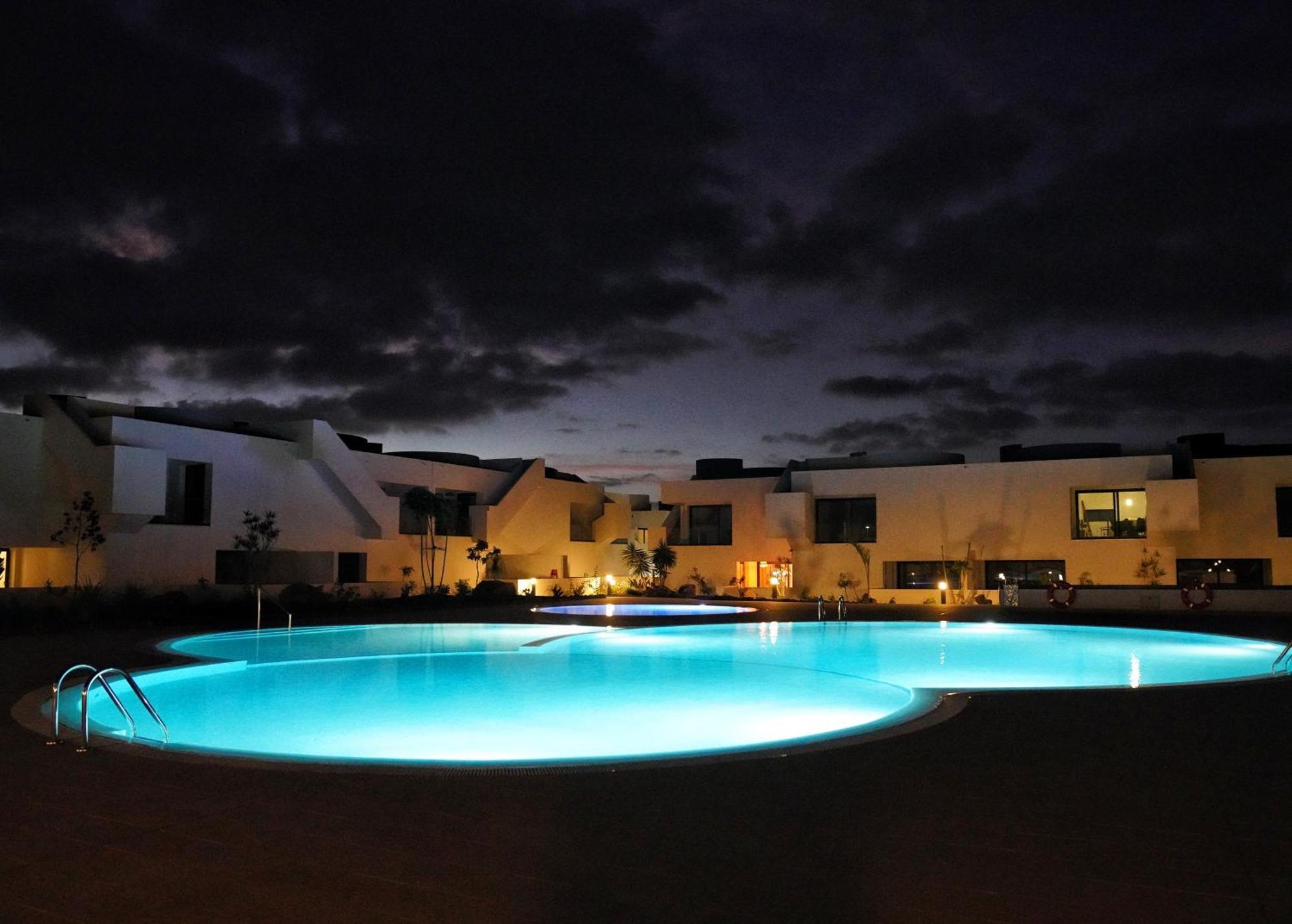 Traumhaftes Apartment La Oliva Exterior photo